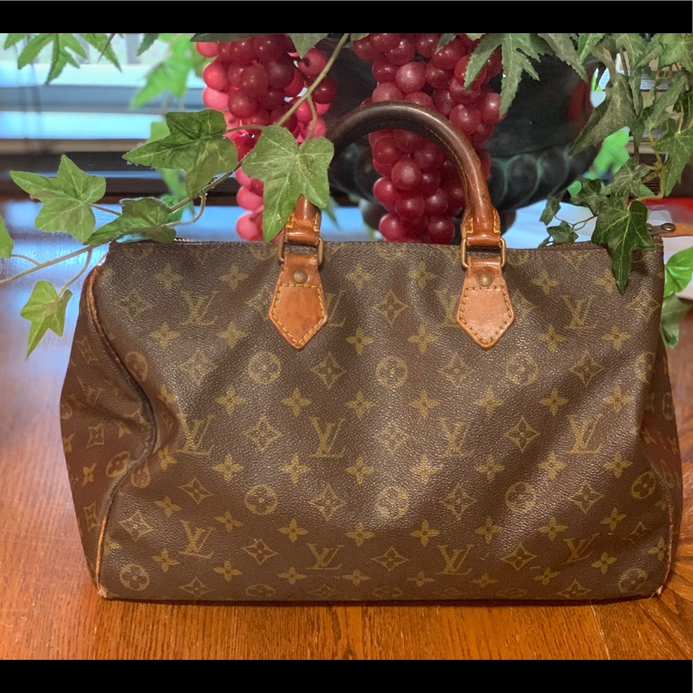 Louis Vuitton speedy 35